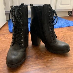 Combat boot heels